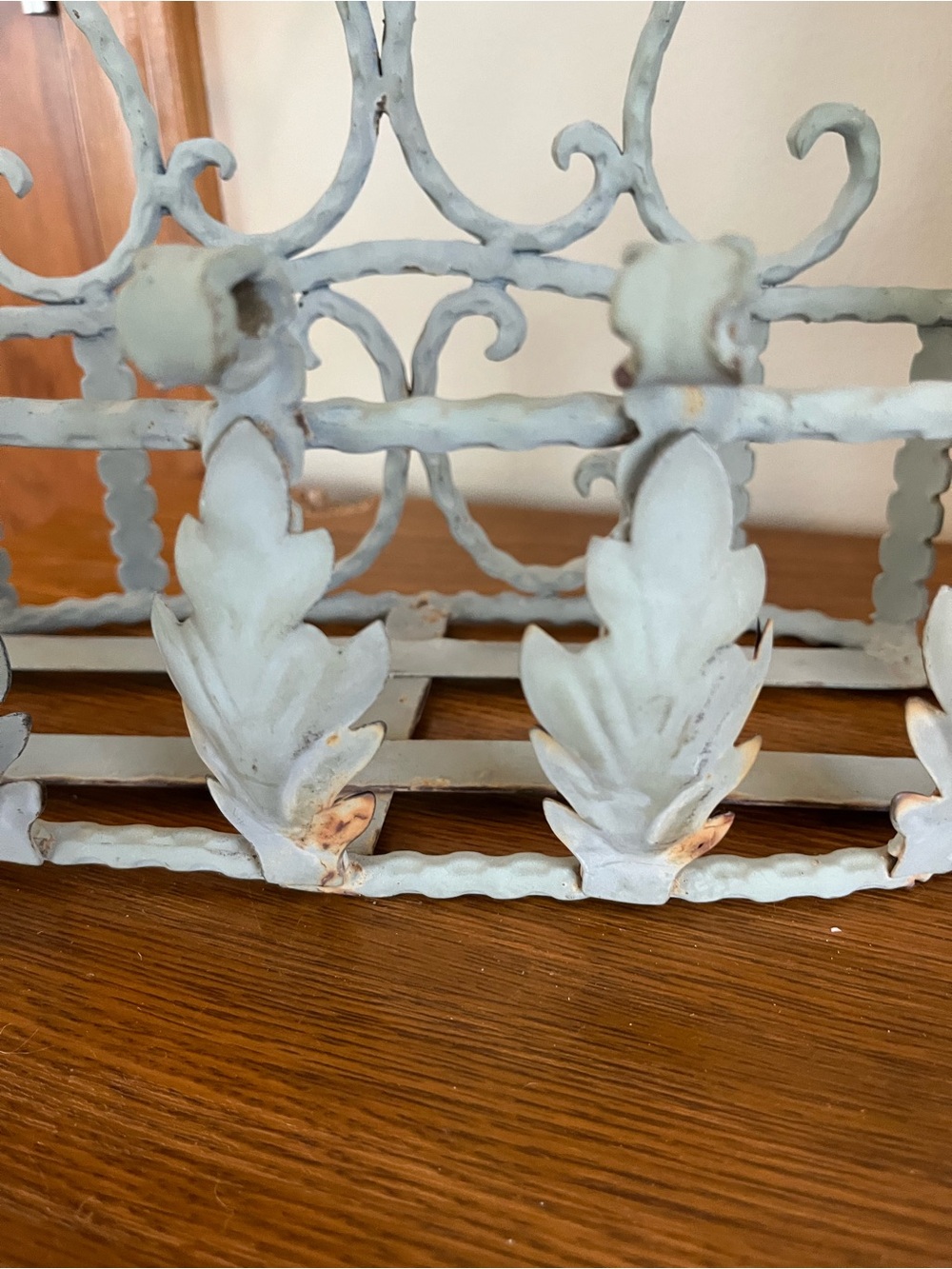 Decorative Metal Wall Basket in Pale Blue - Brand - Picture 2 of 4